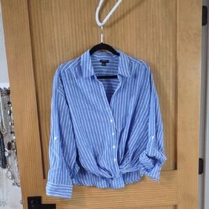 Torrid Sz 0-X Blue and White Pin Striped Shirt, Collar, Long Sleeve, Front Tie